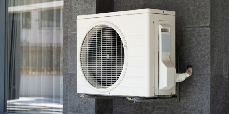AC Units vs Electric Heaters