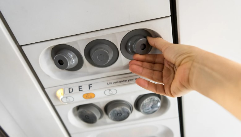 Do Airplanes Have Heaters