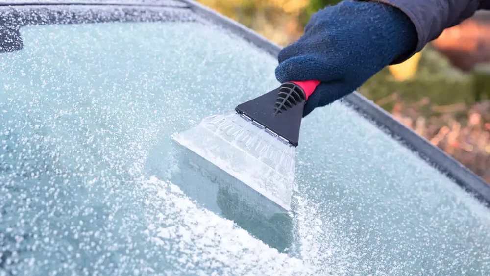 How to Defrost Car Without Heater