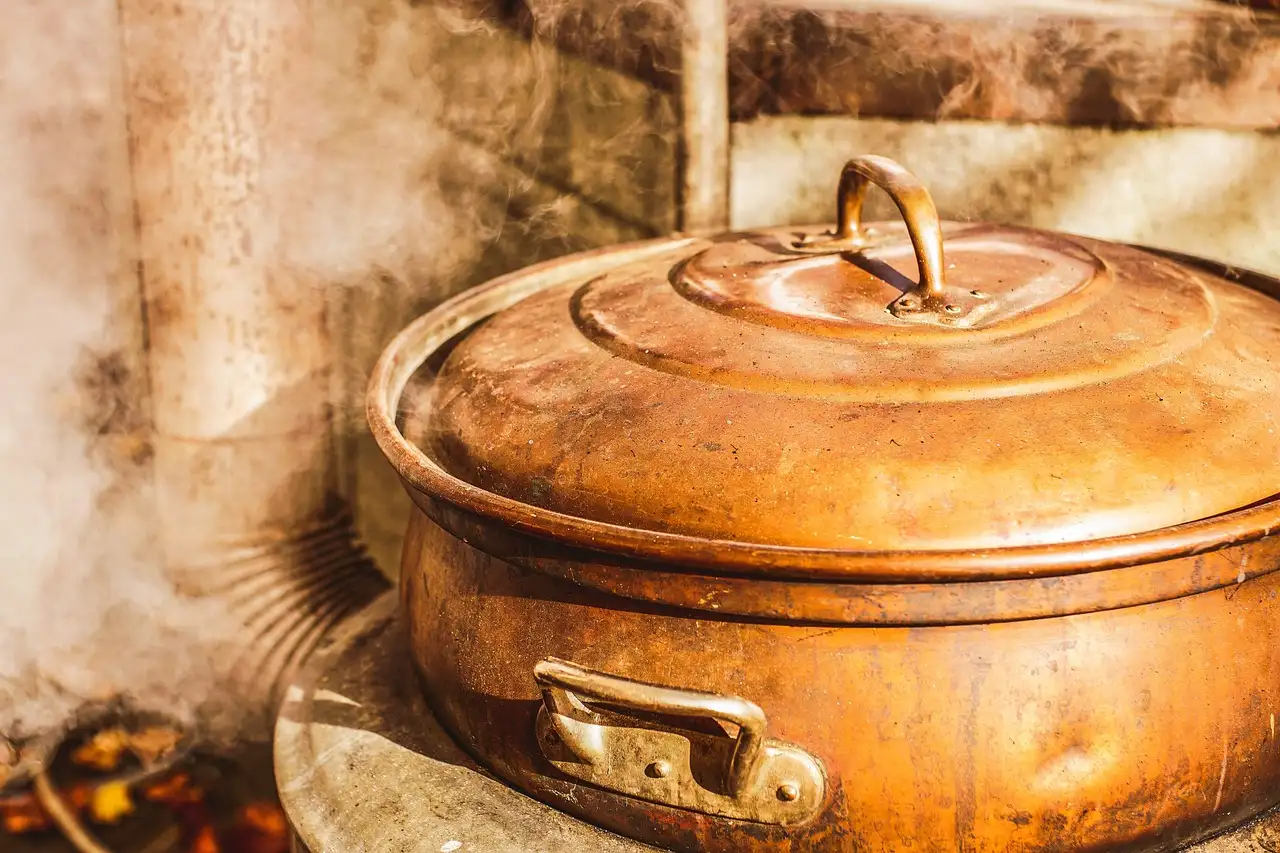 Room-by-room checklist: when heat helps, when it is neutral, and when it may worsen mold risk