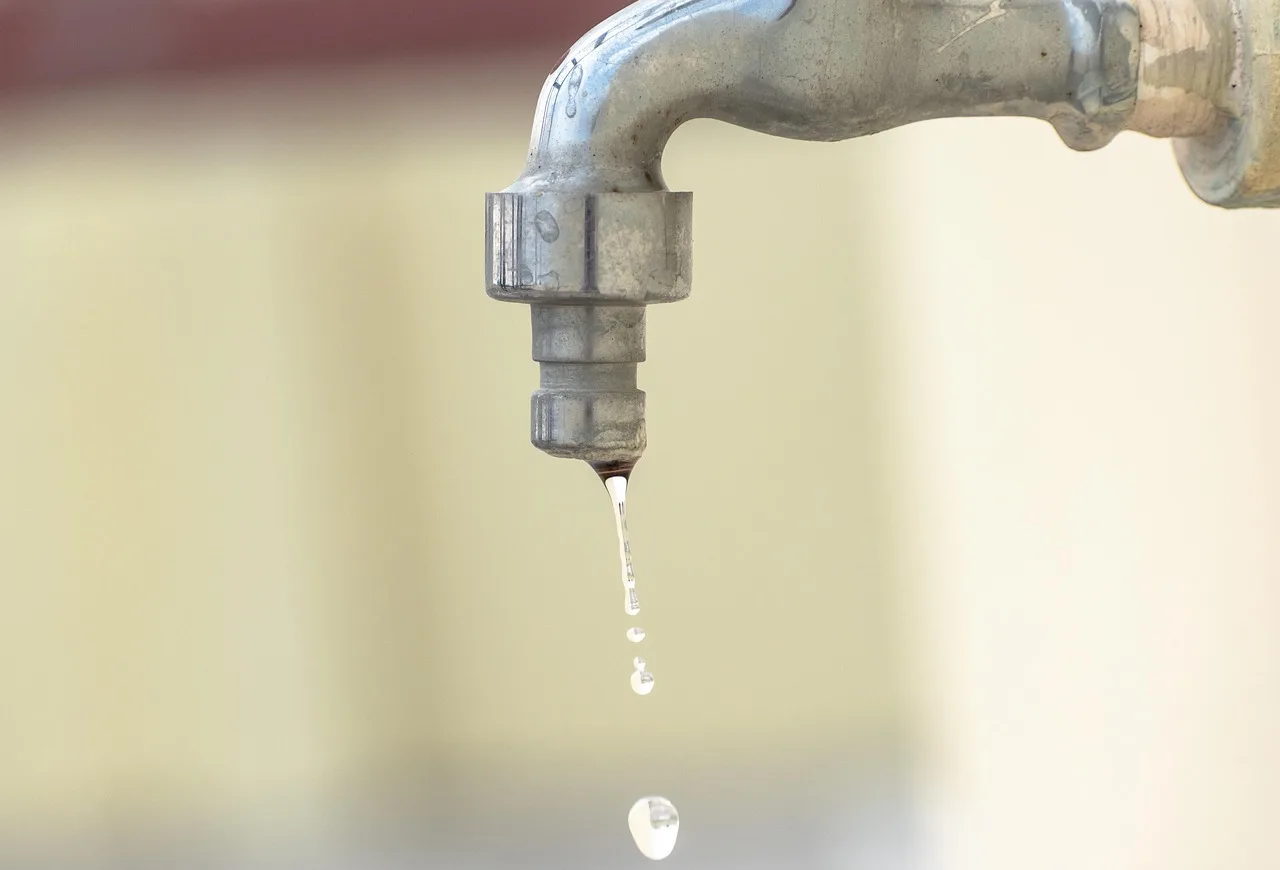 What to do if your water heater is leaking