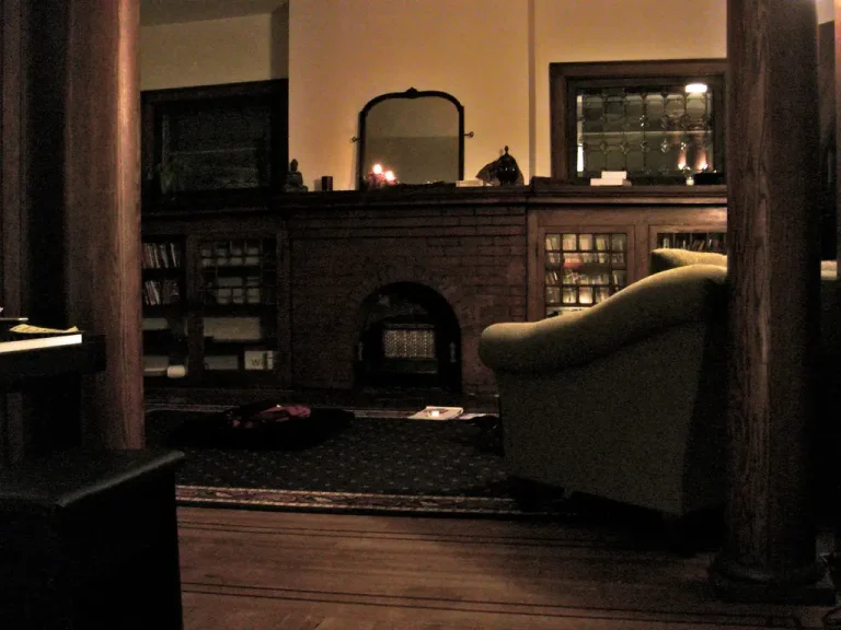 Renter using a compact ceramic space heater in a small apartment living room